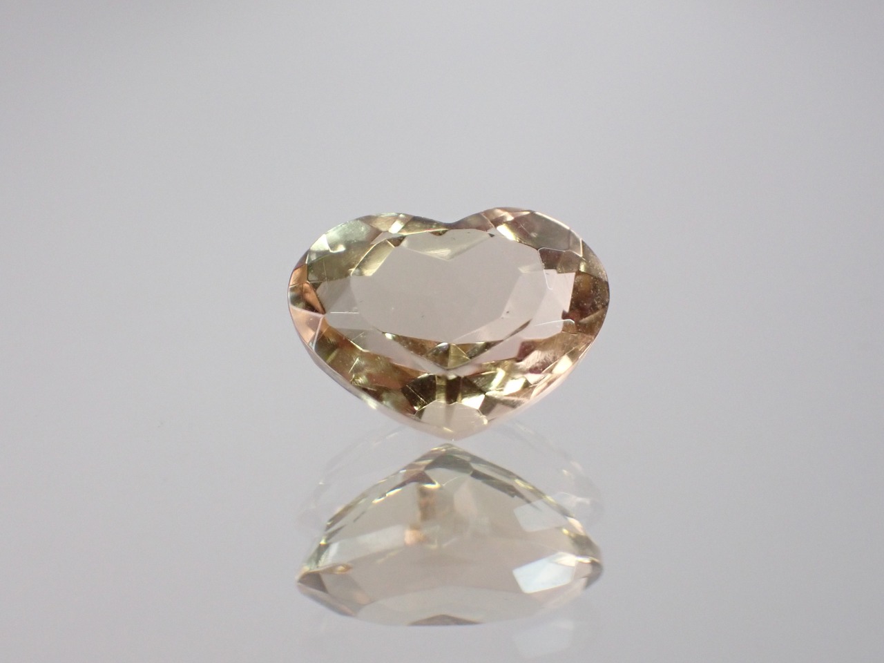 シトリン（ハートカット）　2.12ct　[C13‐610]
