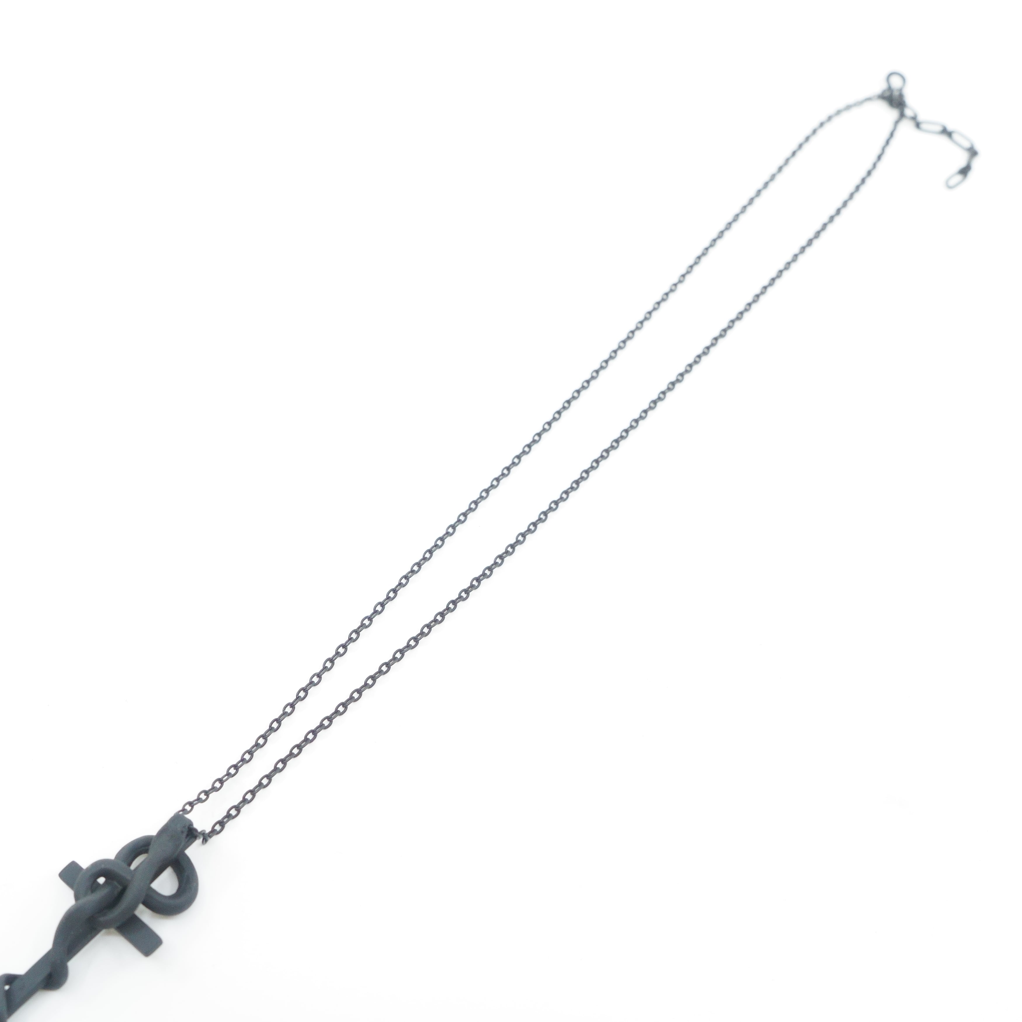 美品 gundaステルスクロスネックレス シルバー / 黒 ネックレス gunda - ステルスクロスネックレス / シルバー / STEALTH CROSS