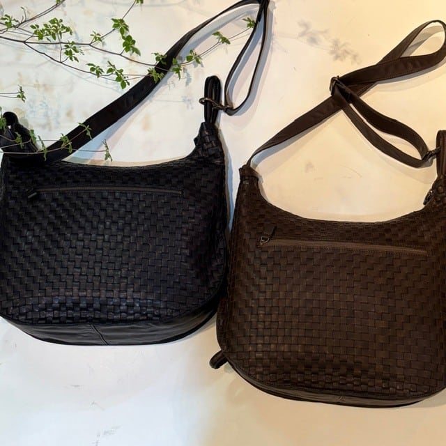 次回入荷分より値上げになります。B.stuff　2WAYメッシュショルダー