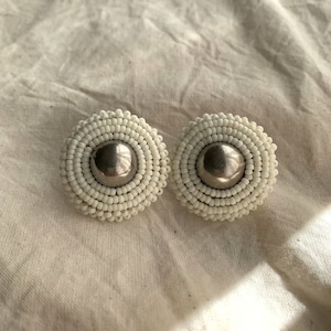 ＜Silver925＞Bead embroidery earrings ✳︎M ホワイト　