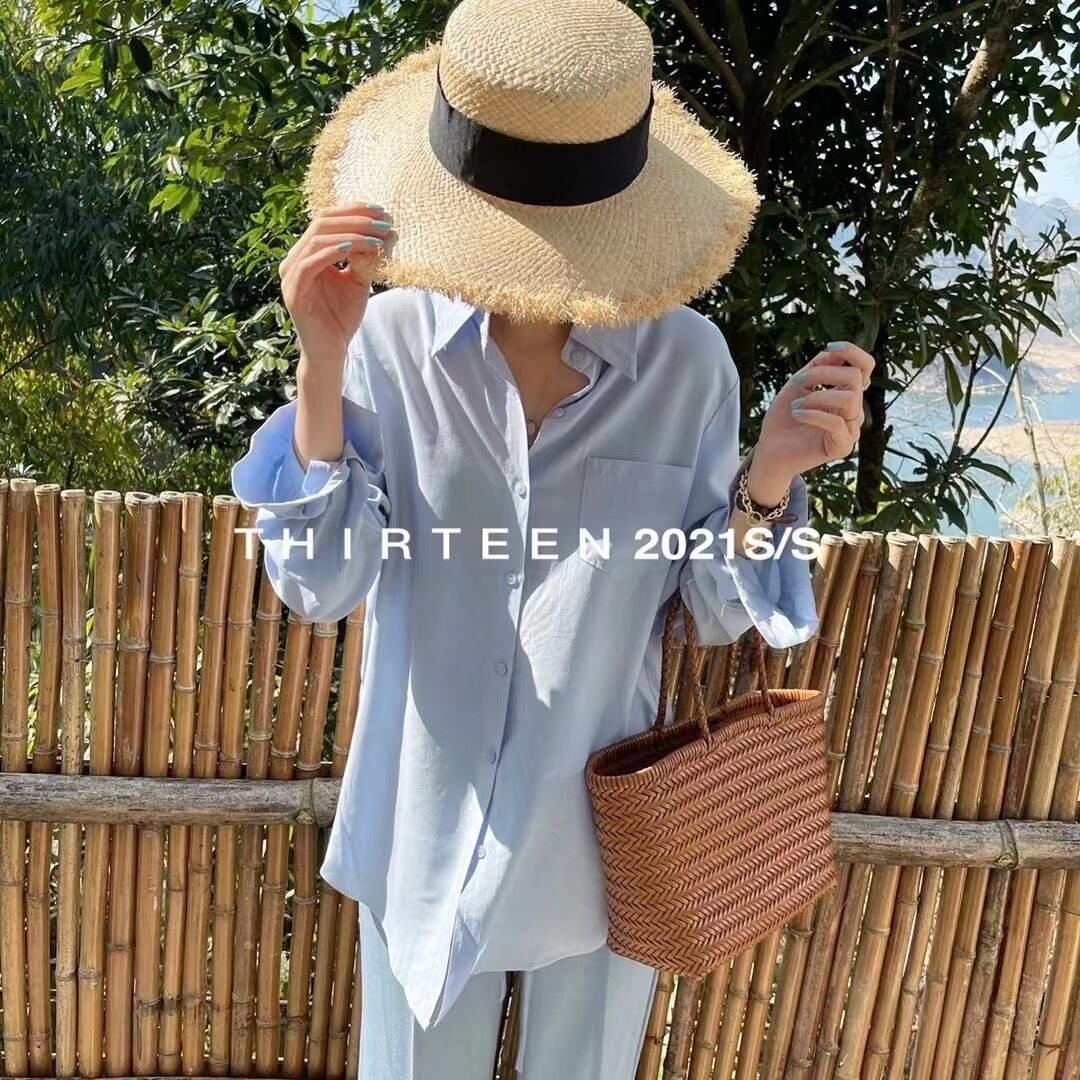 オーバーサイズ　シンプルシャツ　AJ2205-623