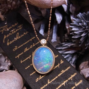 【オーダー可能】ペンダントトップ（画像例：オパール）