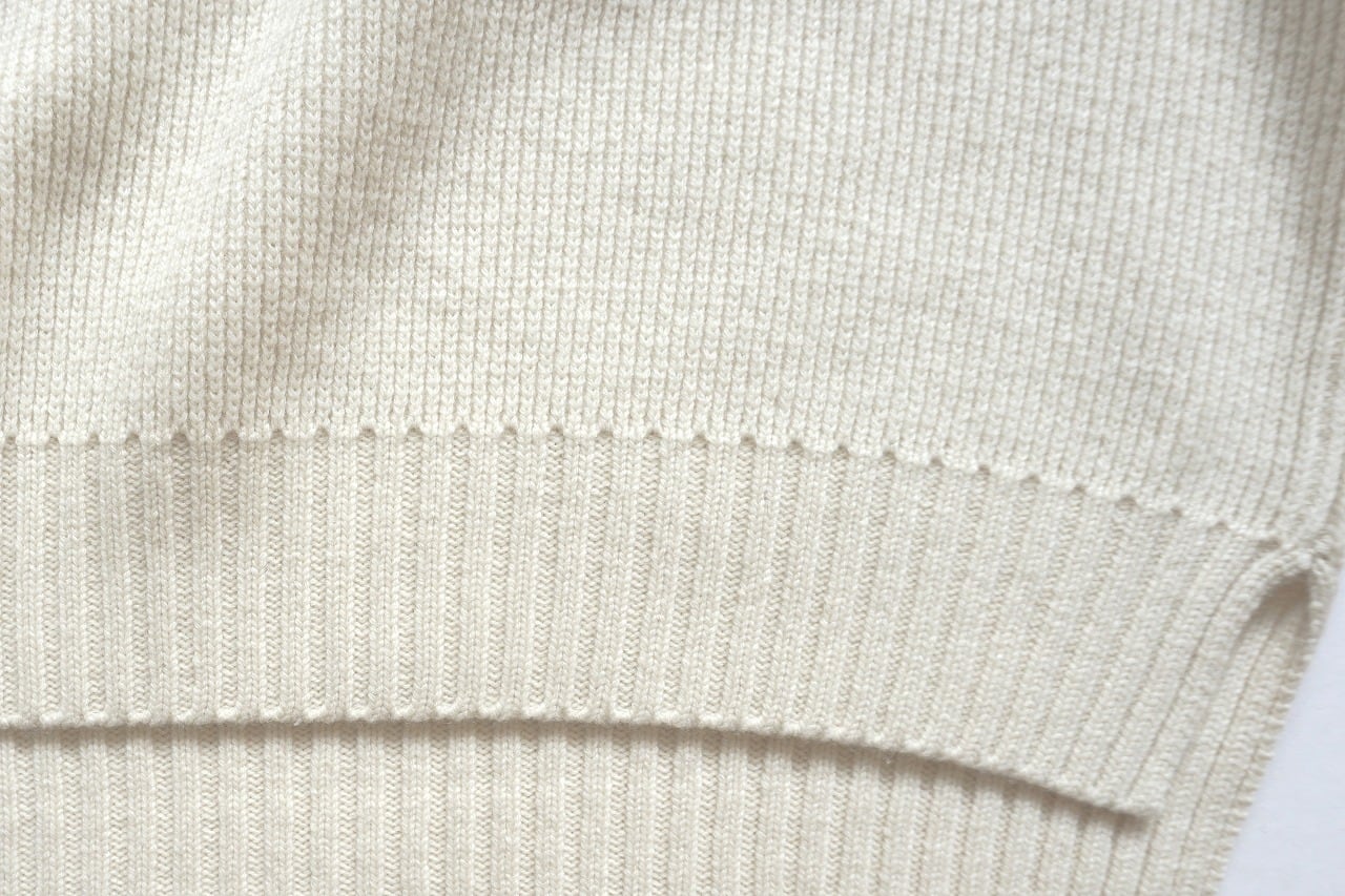 Hand Framed High Neck P/O