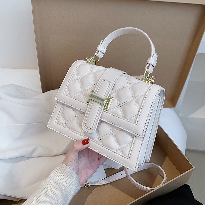 刺繍レッドスタイル クロスボディ スクウェア 手作りハンドバック87329193733