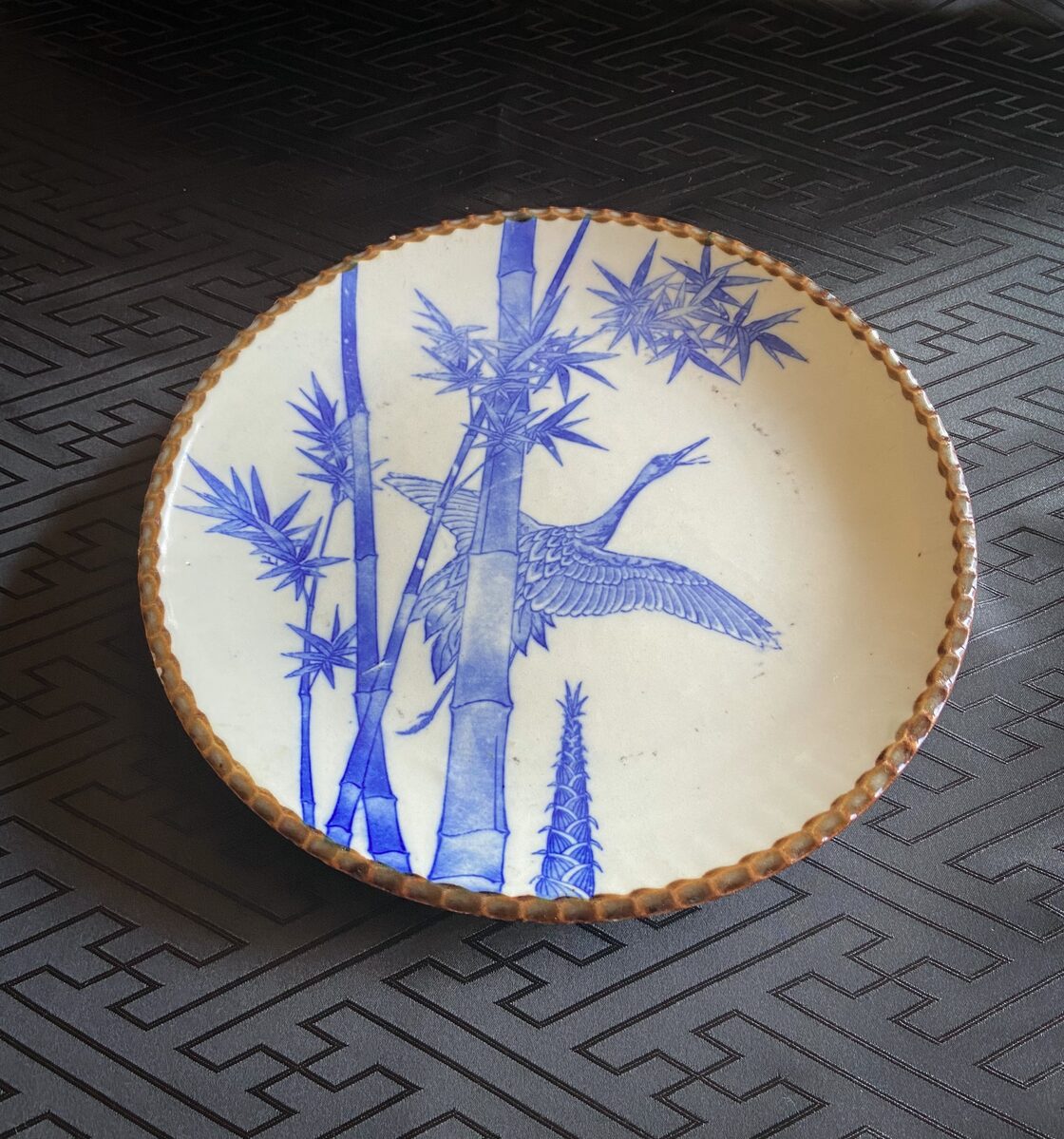 印判染付 八寸皿 鶴竹 盛皿 大皿 イゲ皿 時代物 骨董 (大正時代〜昭和 