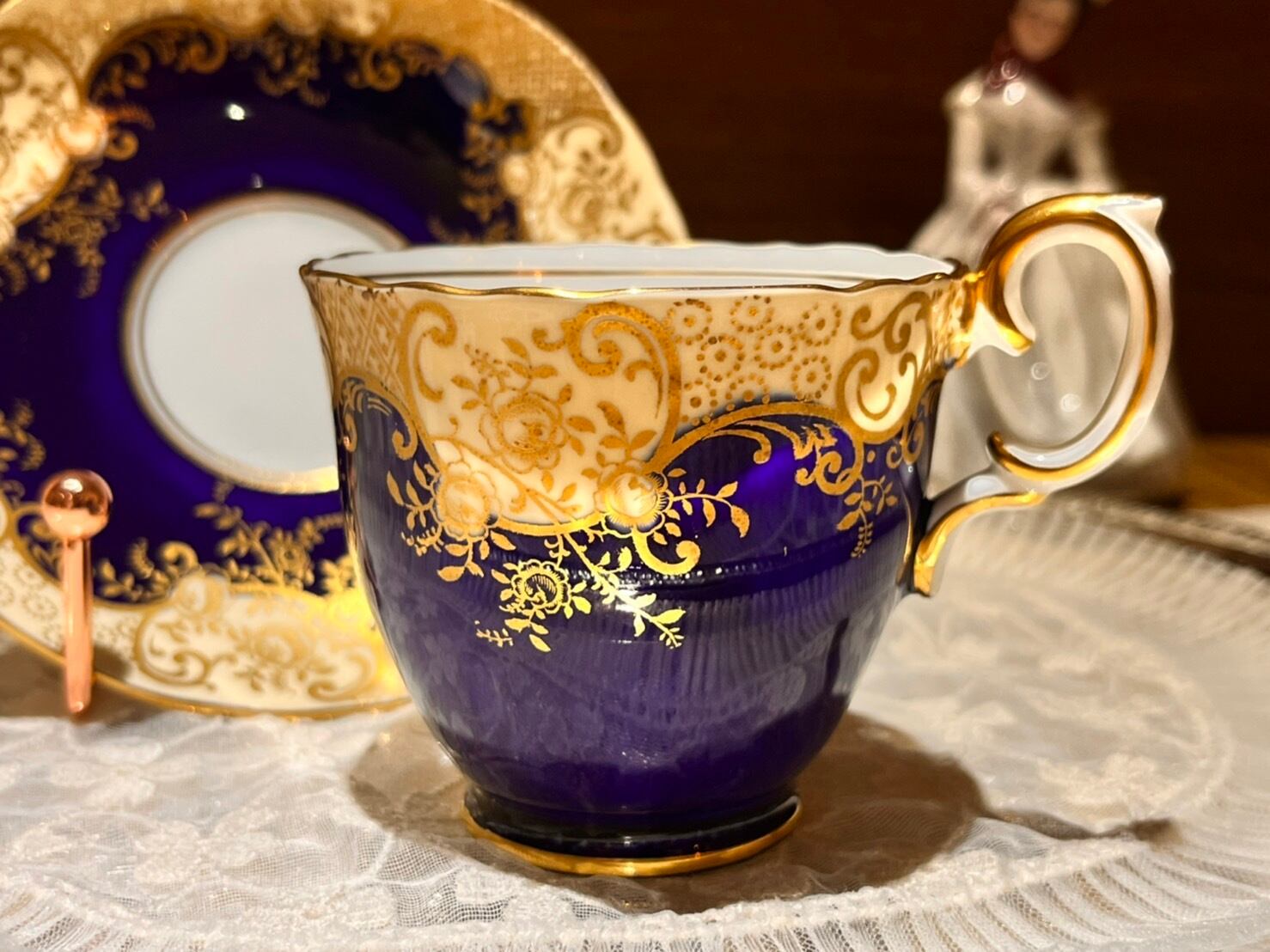 クラウンスタッフォードシャー (1930-1950年頃） コバルトブルーの