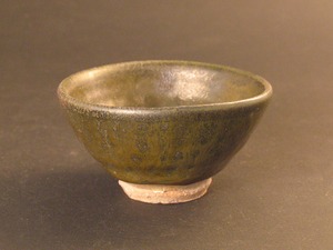 唐津　藤ノ木土平　錆唐津酒呑　Ｄ19-04