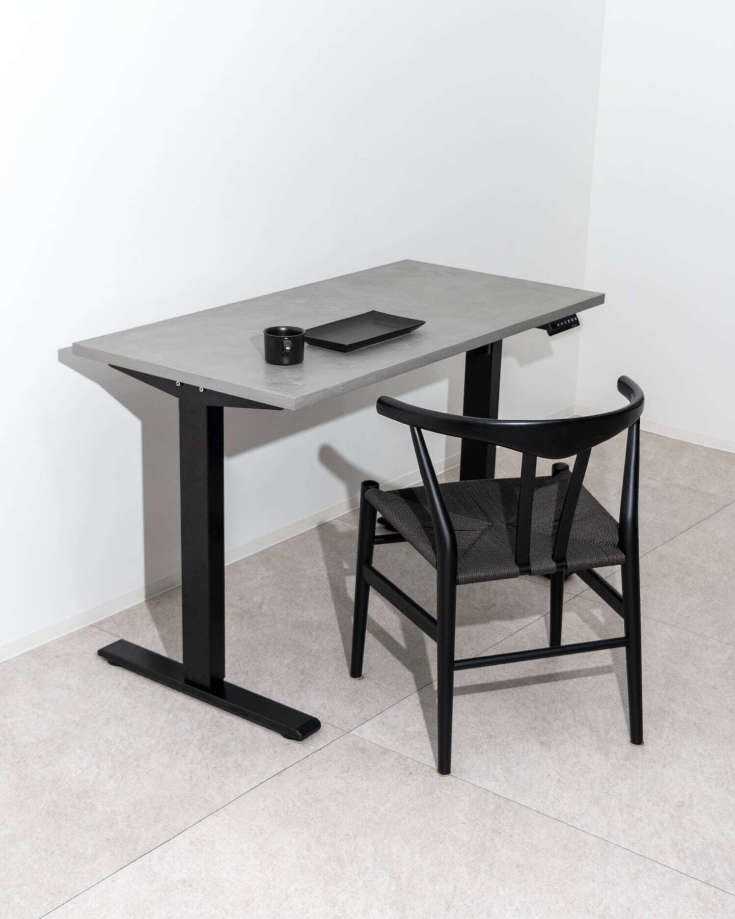 ご予約品5】電動昇降デスク・モニタースタンドセット | コンクリカグTokyo