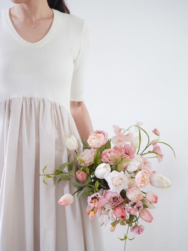 〈OUTLET / 完成品販売ブーケ〉 Tulip pink artificial flower bouquet