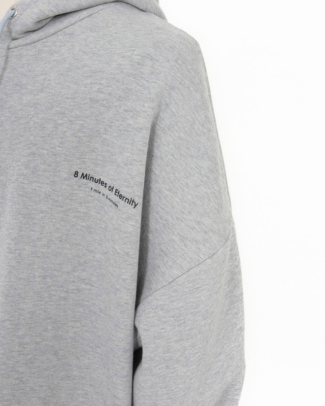 【GLIMCLAP】ポイントグラフィック スウェットフーディー　(192-057-gla-cf)