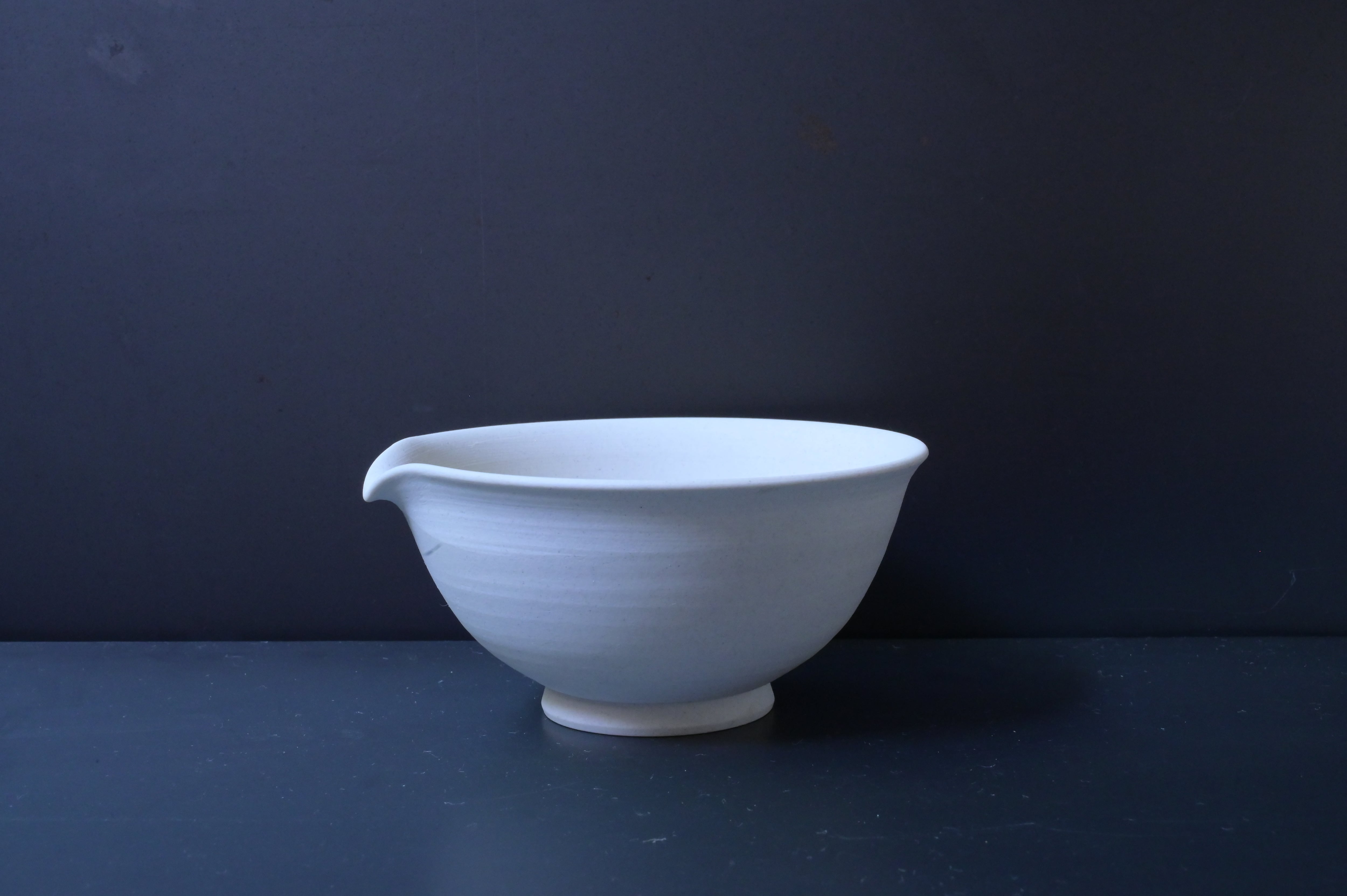 前川淳蔵・白土 焼〆 湯冷 | 鎌倉倶楽部 茶寮