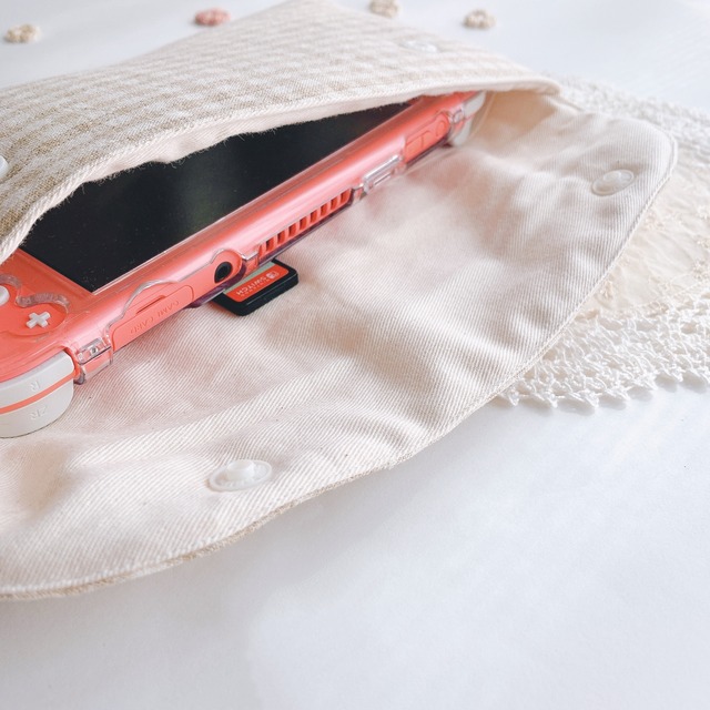 淡いベージュチェックのスイッチライトケース Kkocyun97 Handmade韓国雑貨 淡いベージュチェックのスイッチライトケース Kkocyun97 Handmade韓国雑貨