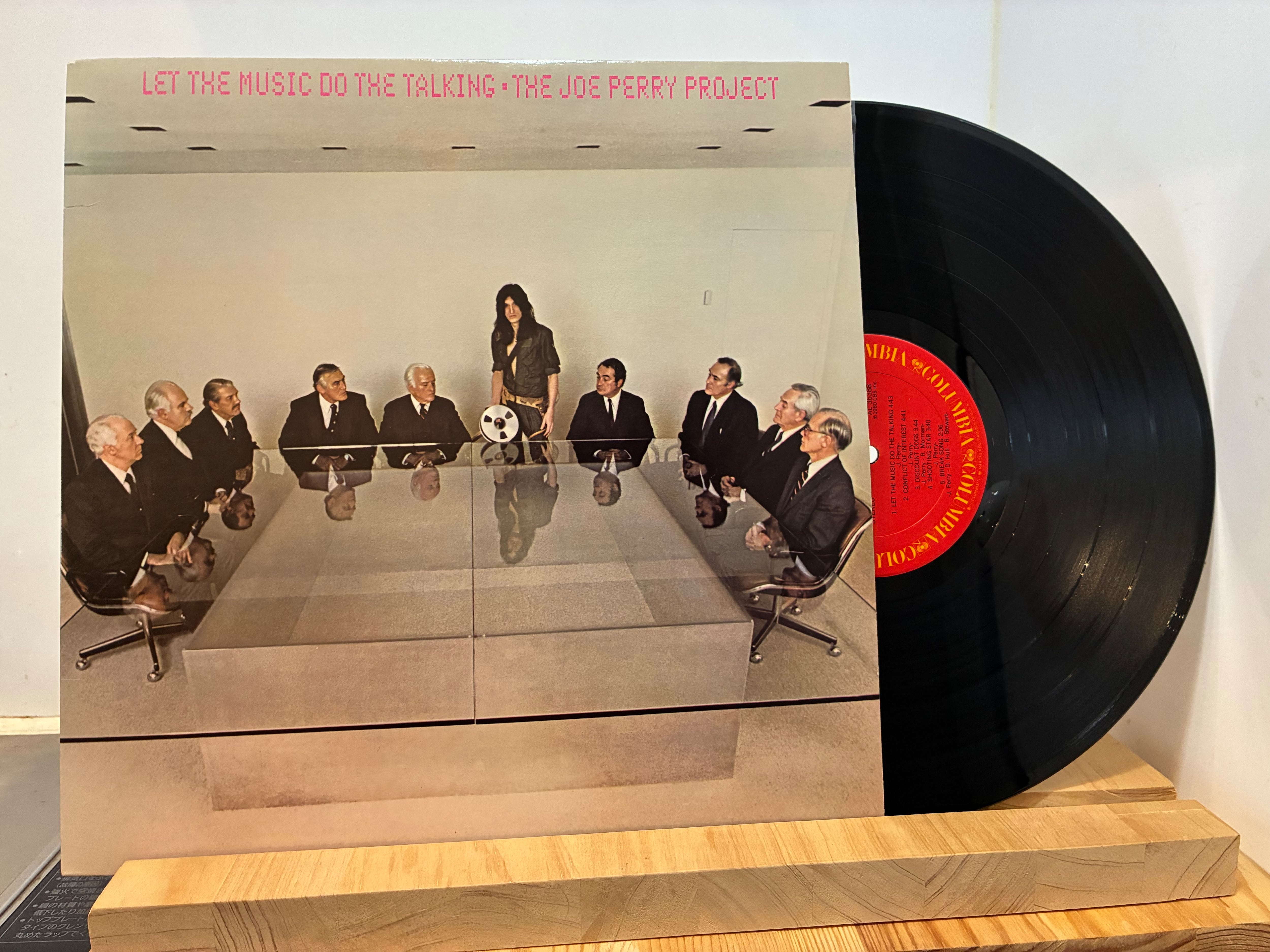 JOE PERRY / LET THE MUSIC DO THE TALKING | sixteen records