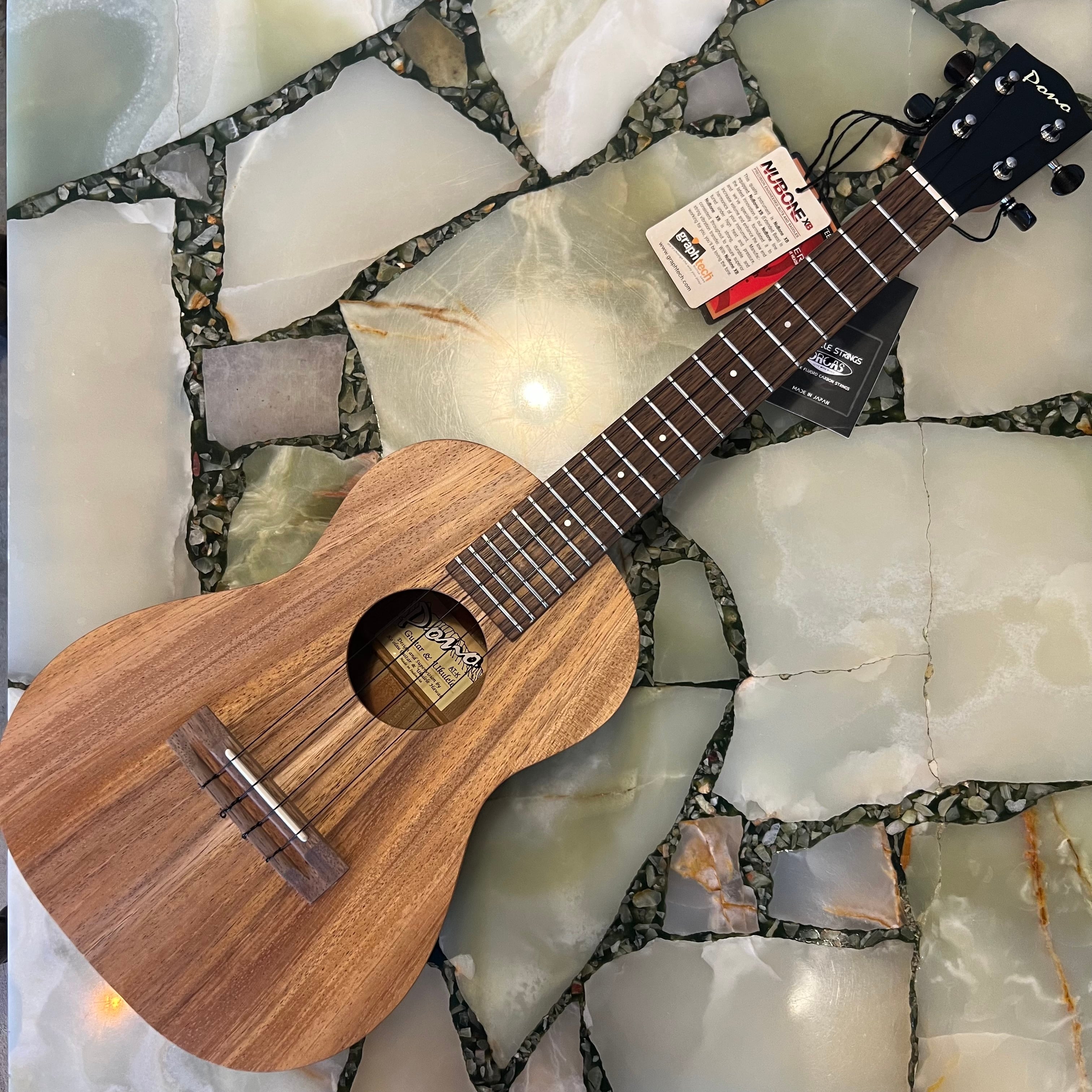 iUkeピッコロウクレレ ピッコロ・ウクレレiUke (2014年7月10日） - MATTのひとりごと