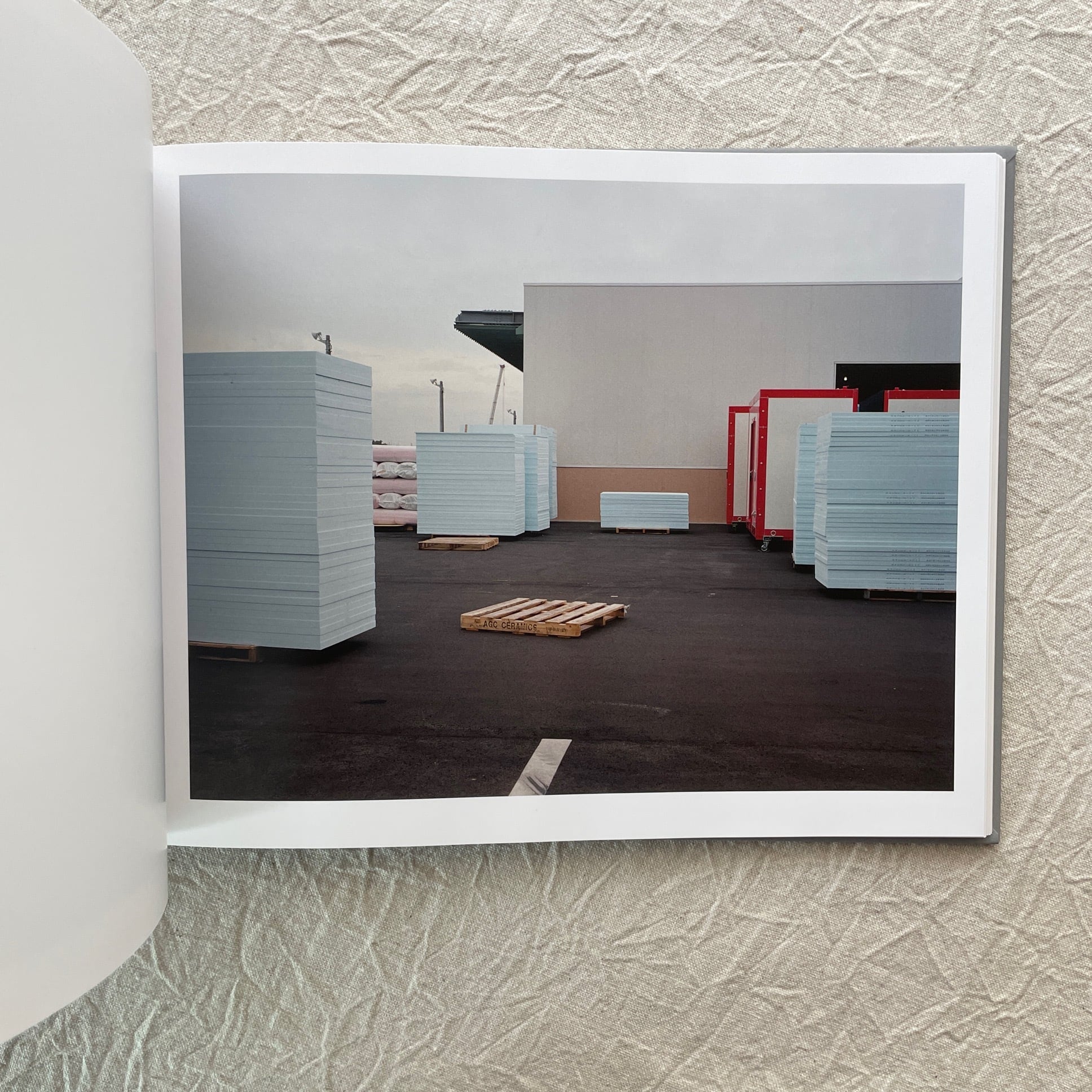 The Zone / 田村玲子(Reiko Tamura) | 汀線 / TEISEN BOOKS