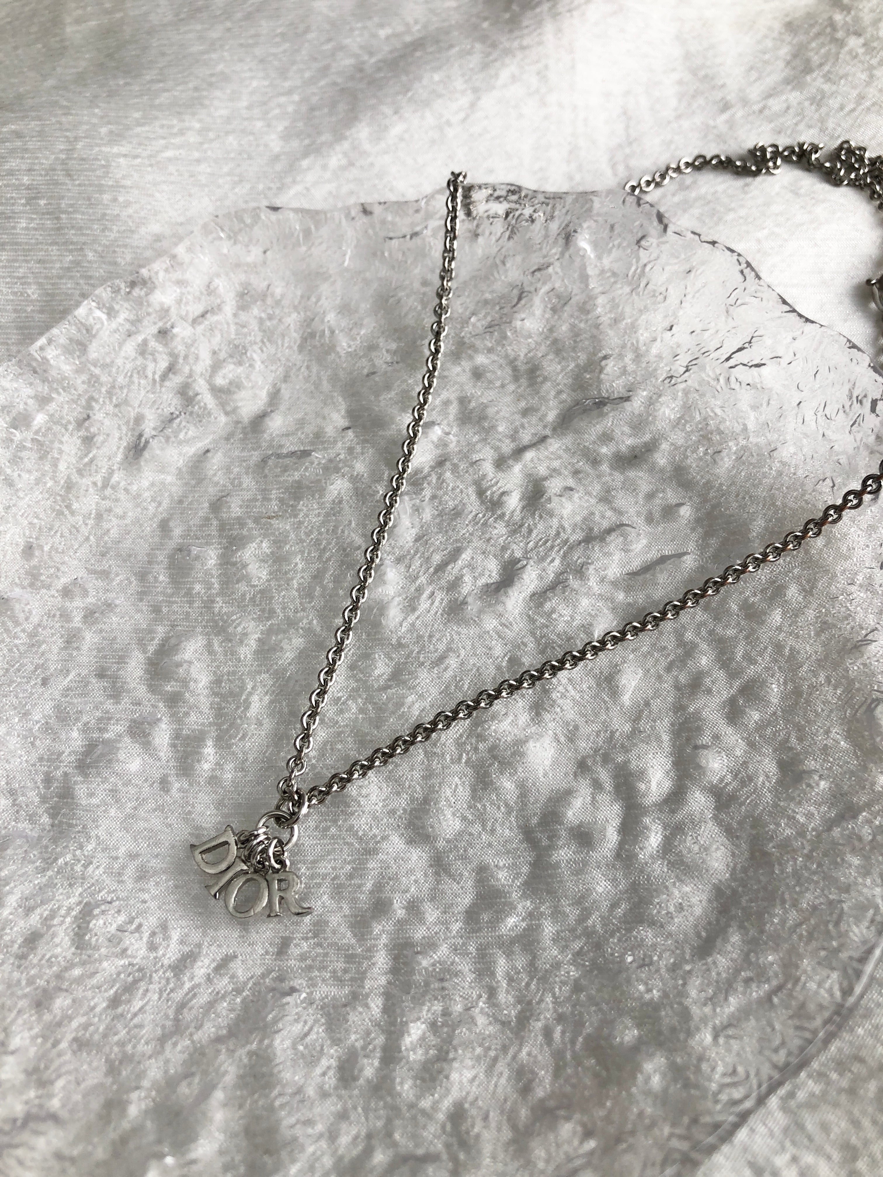 Christian Dior クリスチャン ディオール ネックレス シルバー ロゴチャーム vintage ヴィンテージ オールド wfizes