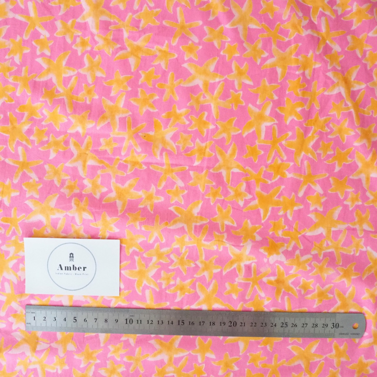 ブロックプリント生地【50cm単位】インド綿 ヒトデ柄 ピンク×黄色 #23853-PK1【再入荷】