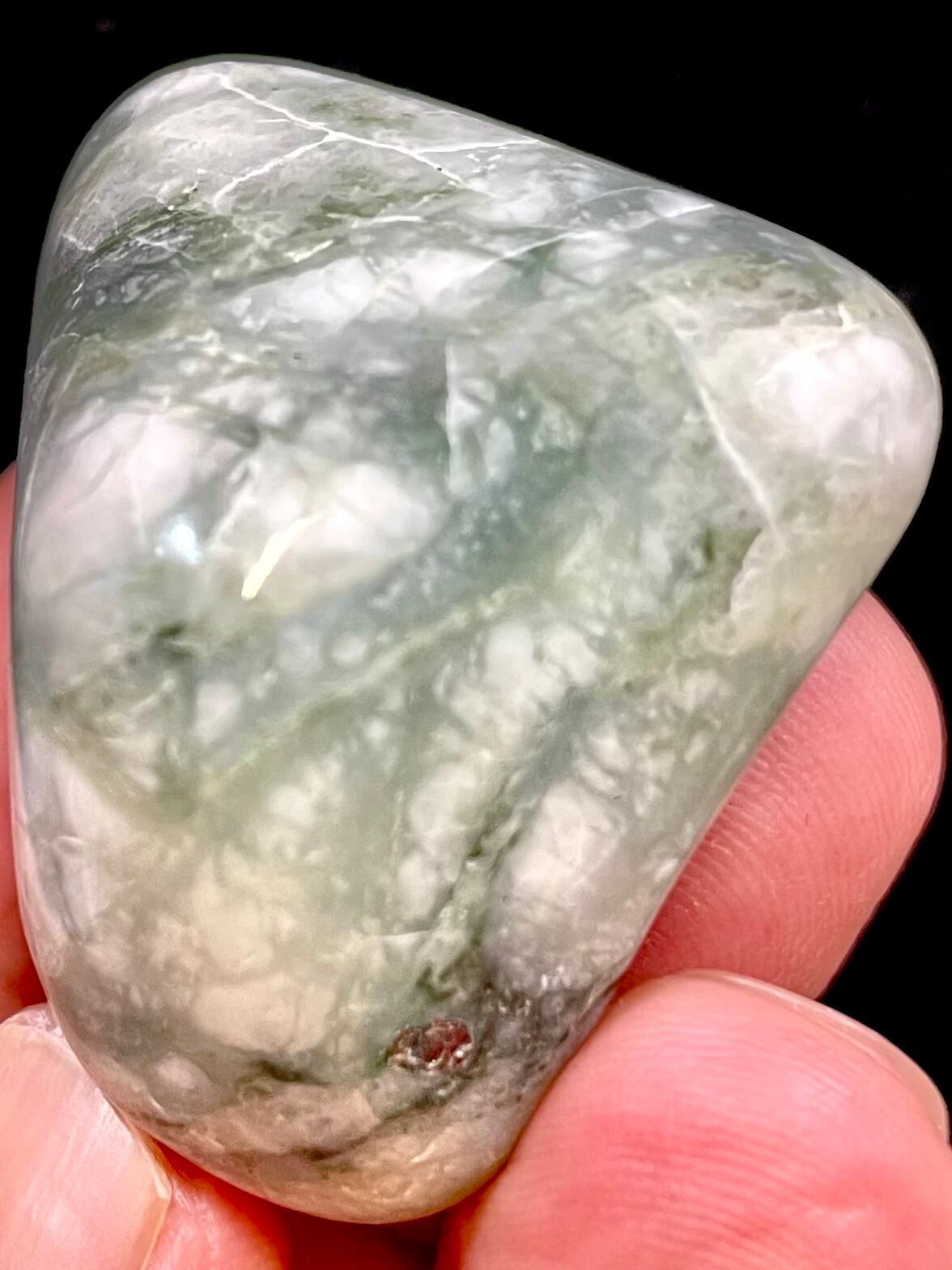 10) 糸魚川翡翠・研磨タンブルA