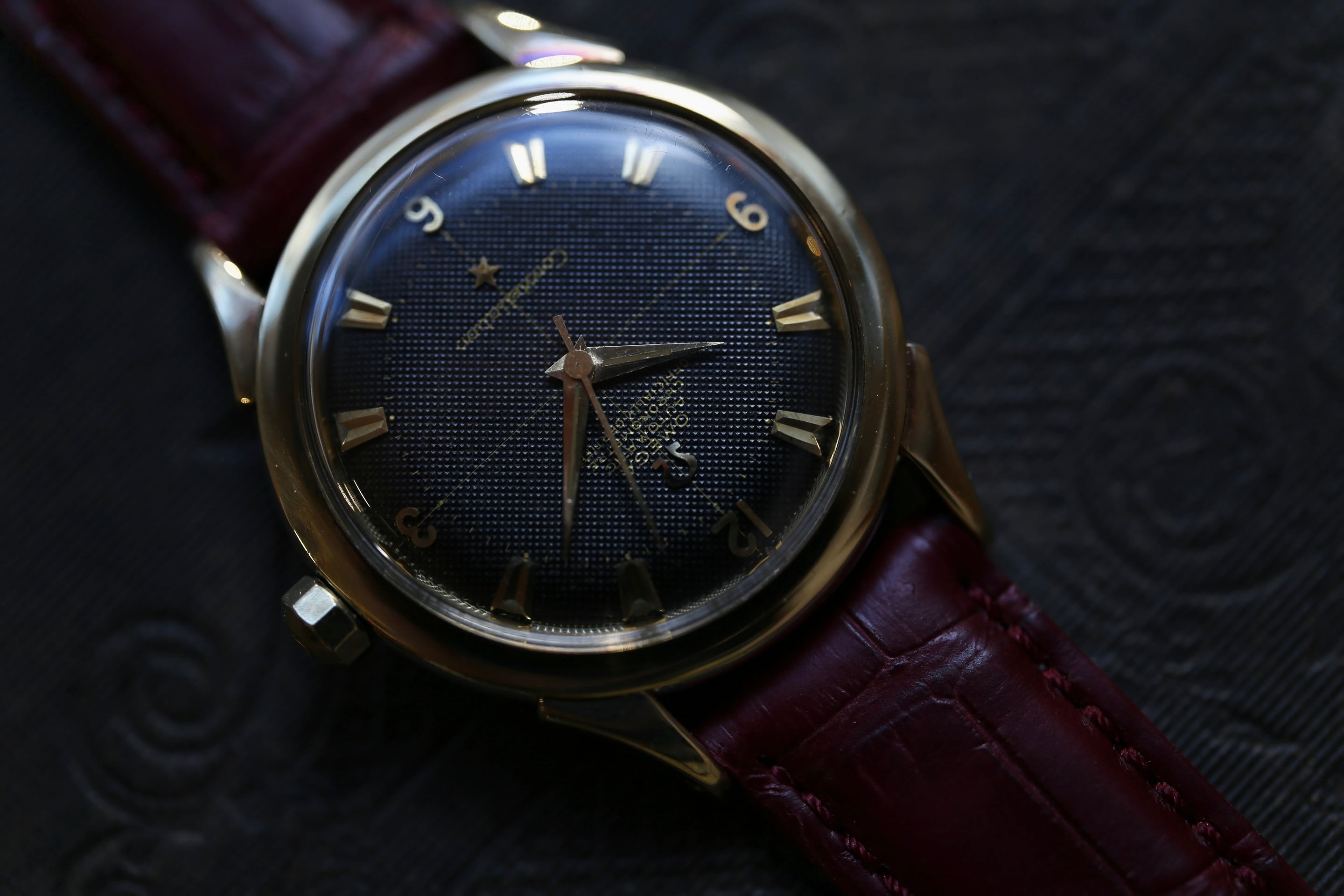 【OMEGA】 1954年製 オメガ コンステレーション『2nd』 飛びアラビア×トラペジウム×ブラックハニカムダイヤル OH済み / Vintagewatch / Constellation / Cal.354 / honeycomb