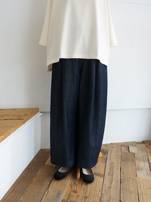 FILUM フィルム　デニム カーブパンツ