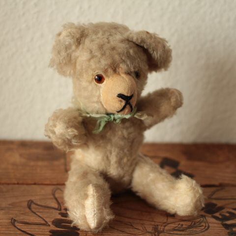 39]ドイツ ヴィンテージ/アンティーク グラスアイ 白の