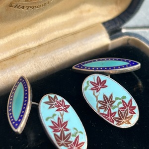 ヴィンテージ　輸出用七宝カフスボタン　スカイブルーに紅葉