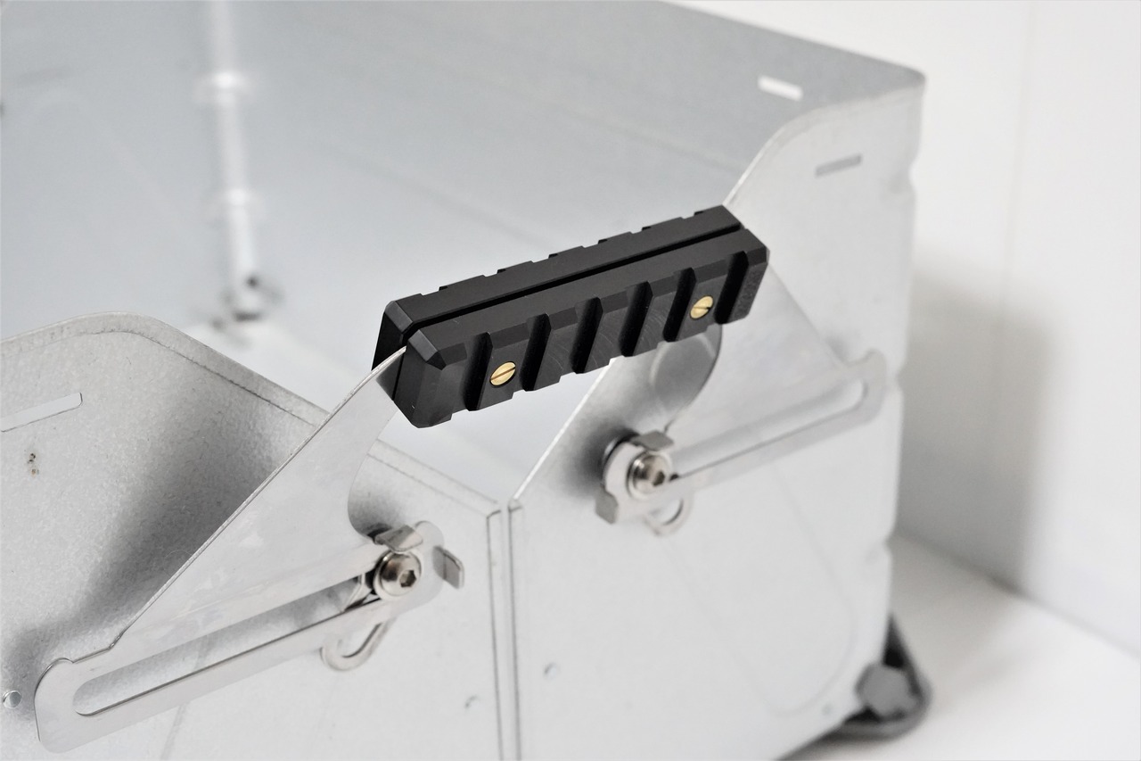 MSMFｸﾞﾘｯﾌﾟ樹脂黒　(ﾐｿﾞﾀｲﾌﾟ)　4ﾊﾟｰﾂ1ｾｯﾄ　（シェルコンにも使用可能）