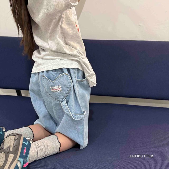 【and butter】ハートループパンツ   ライトブルー 130~140cm