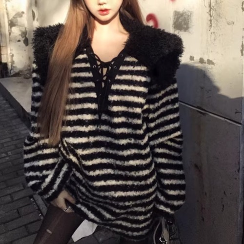 レースアップネックファータッチボーダーニット ・73845