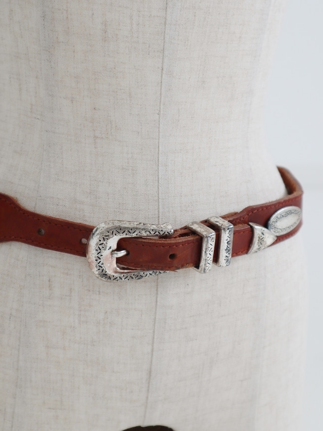 vintage leather metallic concho belt①