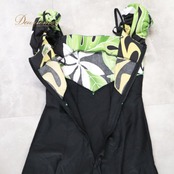 フラダンス 衣装 ワンピース ドレス ブラック系 アロハスタンダード 日本製 ALOHASTANDARDS プルメリア柄 ハワイアンプリント 半袖 パフスリーブ 裾フリル 黒 白 緑 黄 ダンス衣装 ハワイアンダンス ハワイアンプリント アロハ フラ ダンス　レッスン 練習 レディース ホワイト系 グリーン系 大人っぽい 上品 おしゃれ かわいい フラワープリント トロピカル柄 ボタニカル柄 プルメリア フラガール ブラックワンピース フレアワンピース パフスリーブ ワンピースドレス きれいめ カジュアル