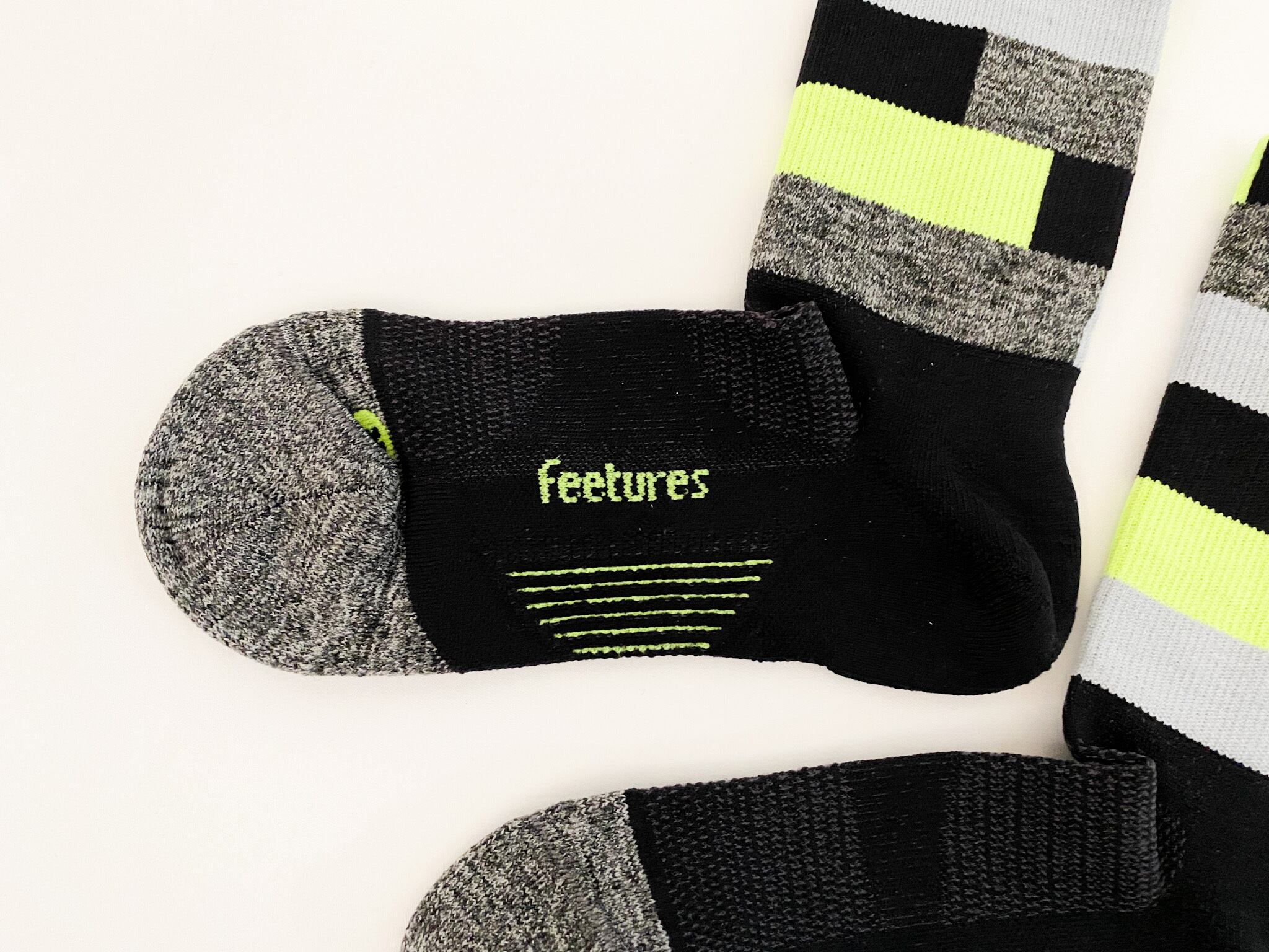 取寄 フィーチャーズ Crew Crypto Cushion Elite Feetures Light Mini Reflector エリート クッション クルー ミニ ライト 日本 エリート