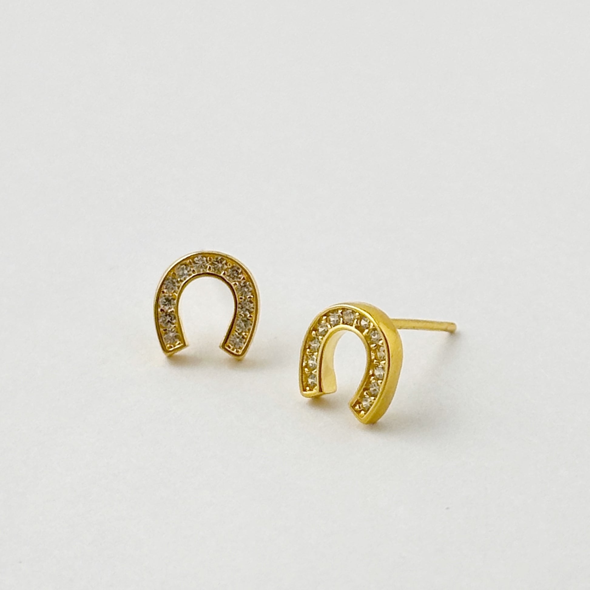 Goldold Coating 馬蹄 スタッド ジルコニア ピアス 馬 蹄鉄 ホース