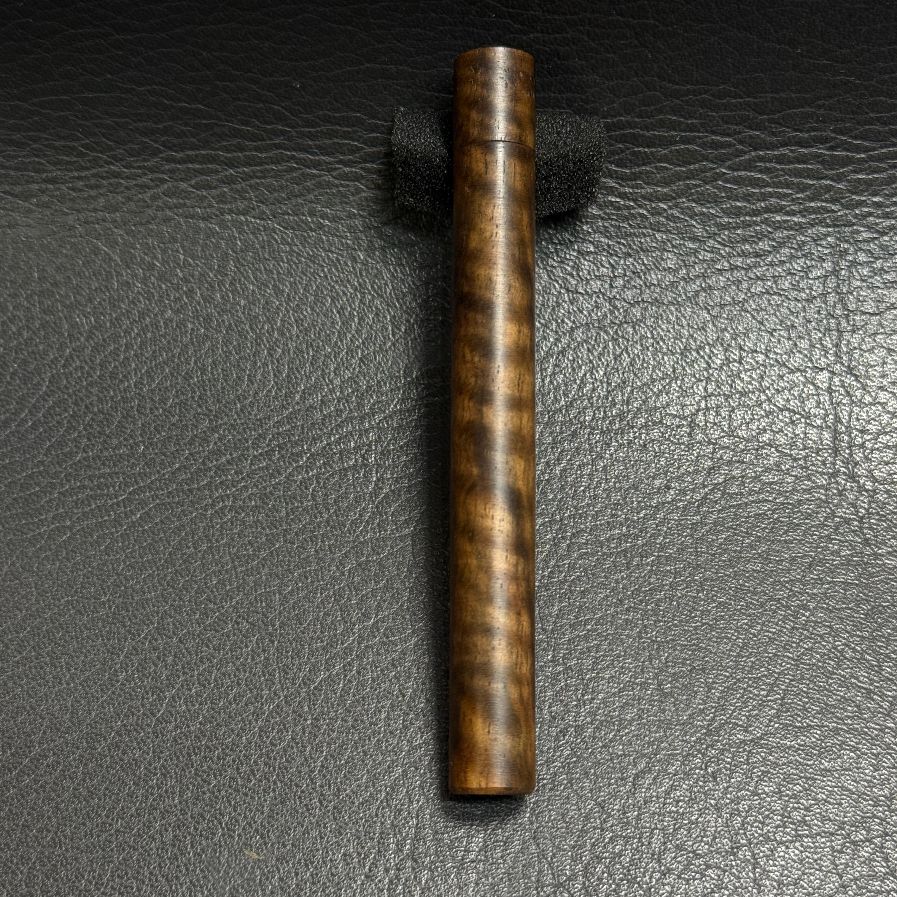 684黒柿縮杢 木製キャップ芯ケース オイルフィニッシュ | handwood