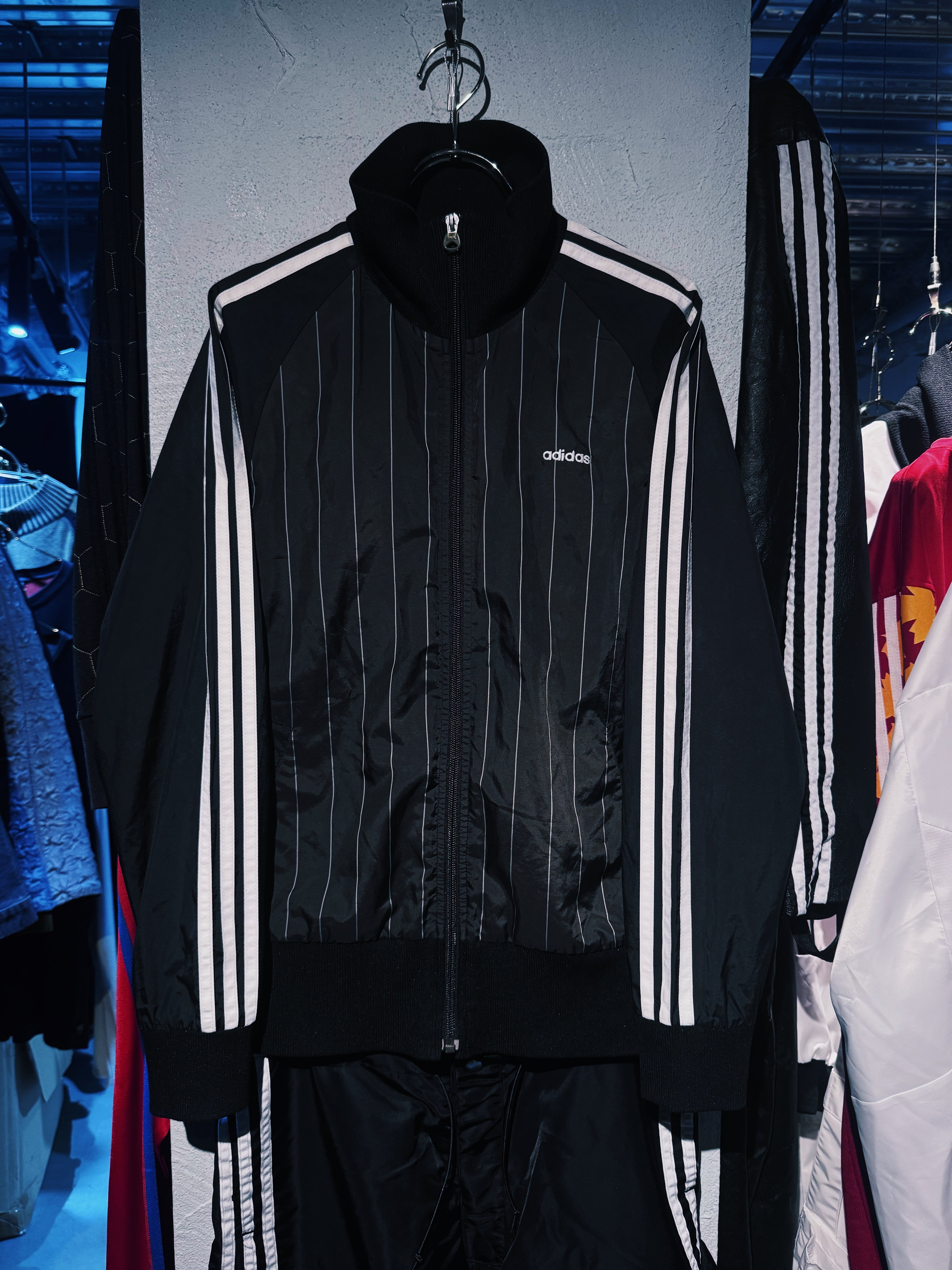 【D4C】"ADIDAS"stripe pattern design stand neck track jacket
