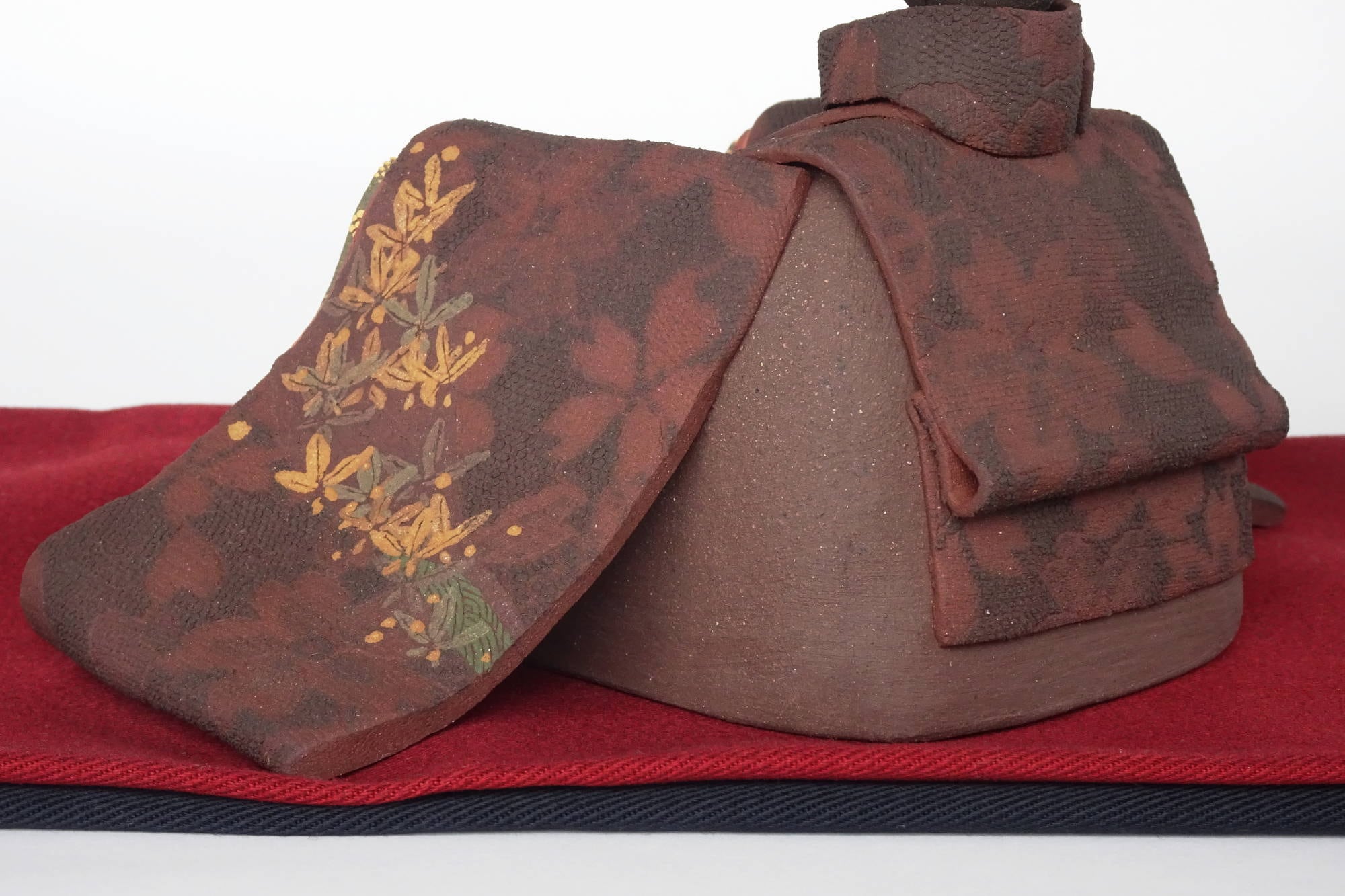 ひな人形(大) 陶雛 澤りか作 (女雛 エンジ、男雛 エンジ) お雛様(敷布