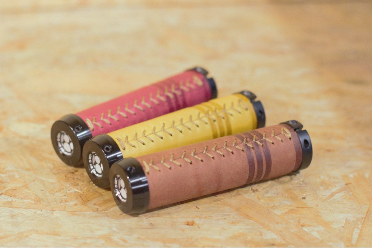 ColorPlus Leather Grips