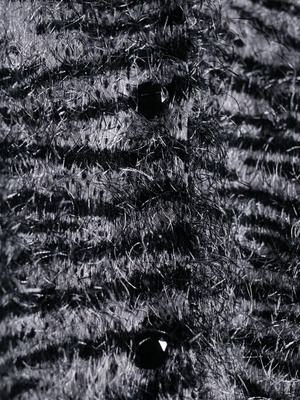 "モケモケ" zebra pattern over silhouette open collar shirt