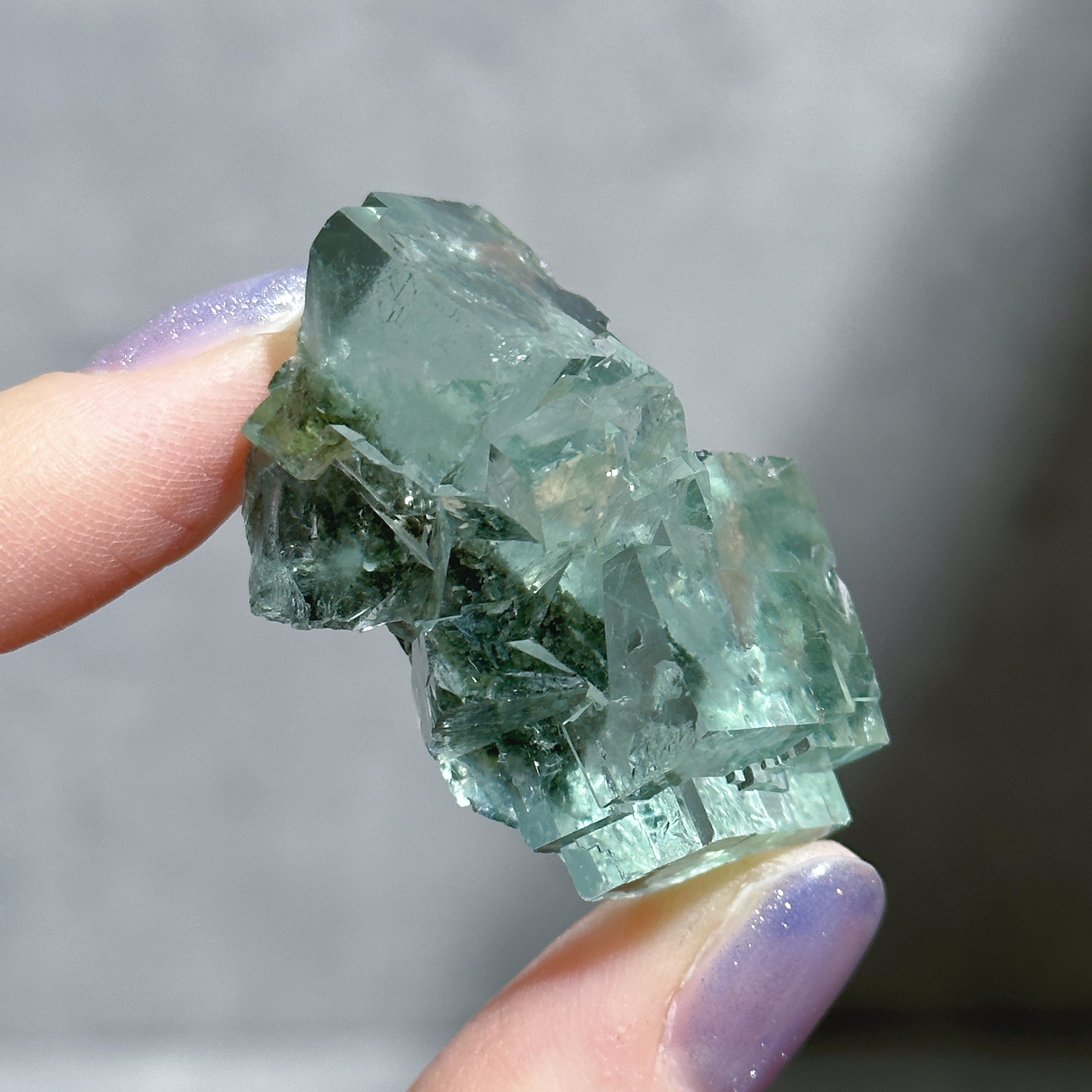 シャンファーリン産フローライト 原石01◇ Fluorite From Xianghualing