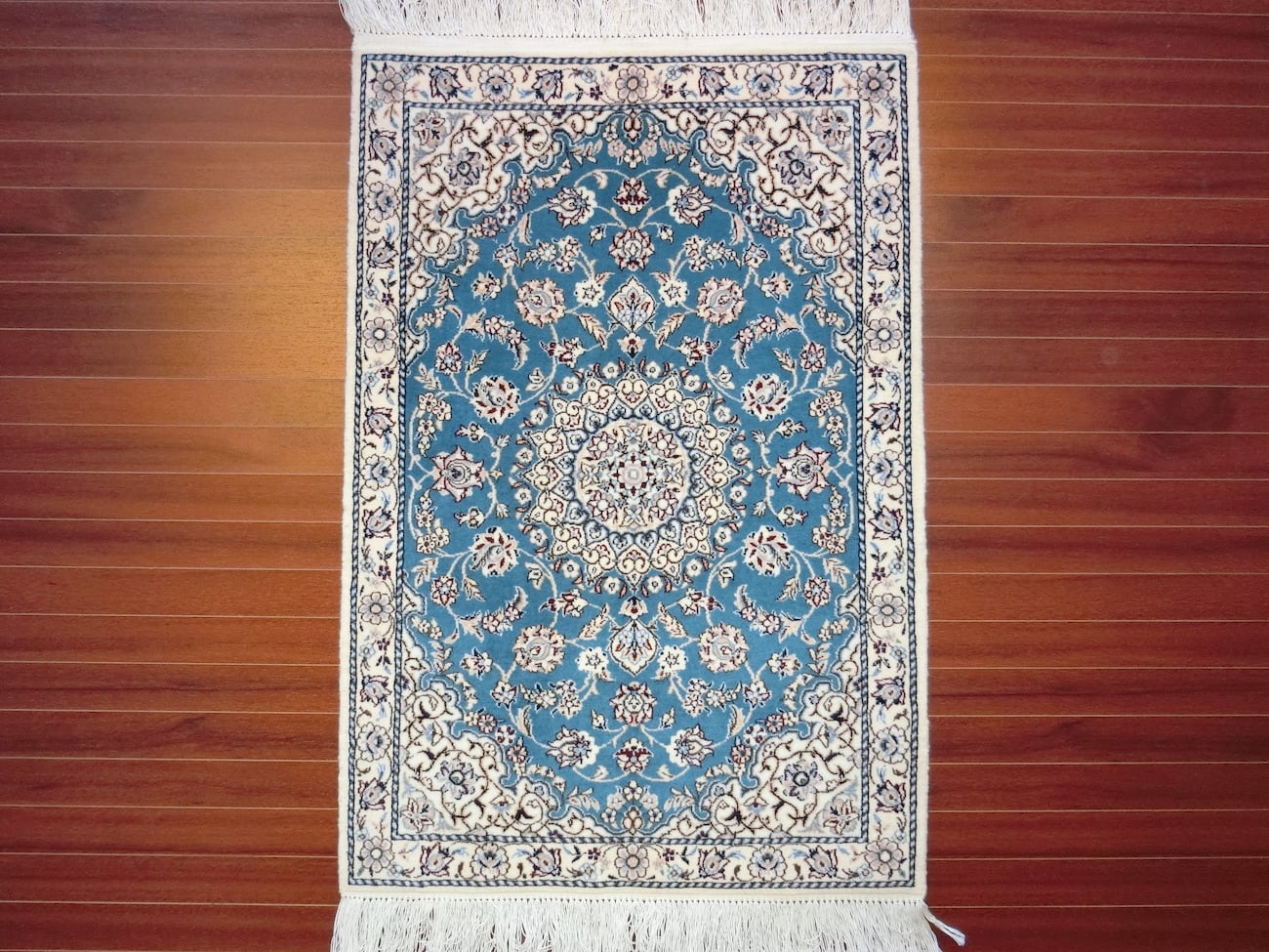 ペルシャ絨毯　シルク　45×62 ペルシャ絨毯シルク45×62 | ヤマダウェブコム