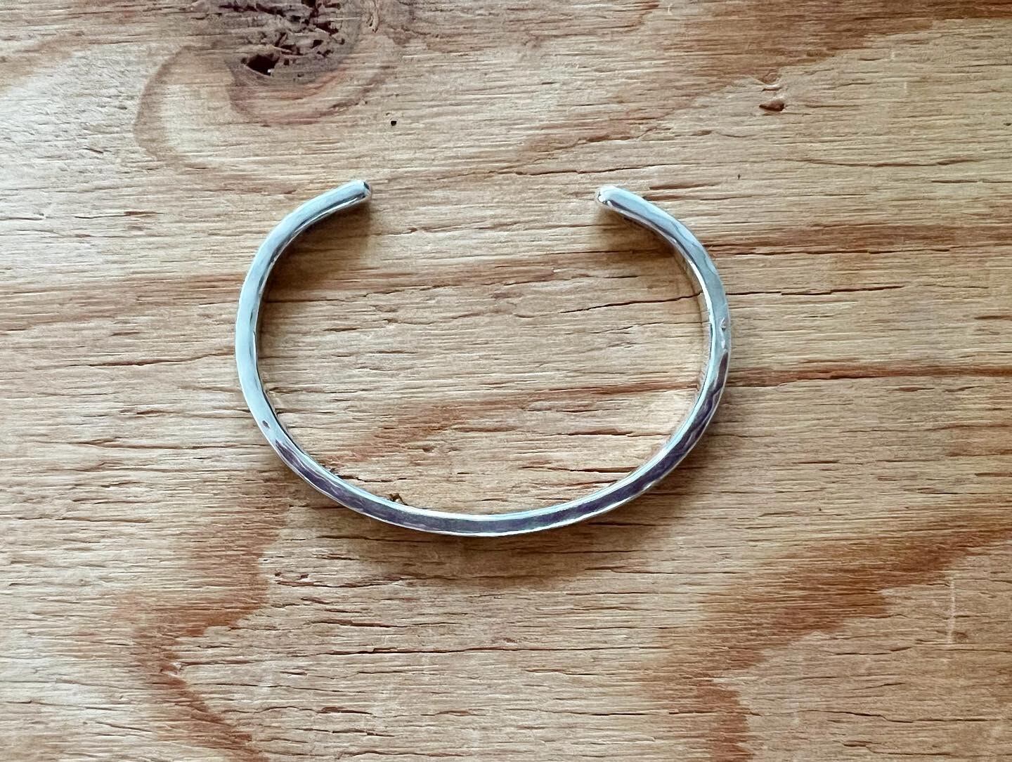BELIEVEINMIRACLE SILVER STAR BANGLE | blendcoffeeliving