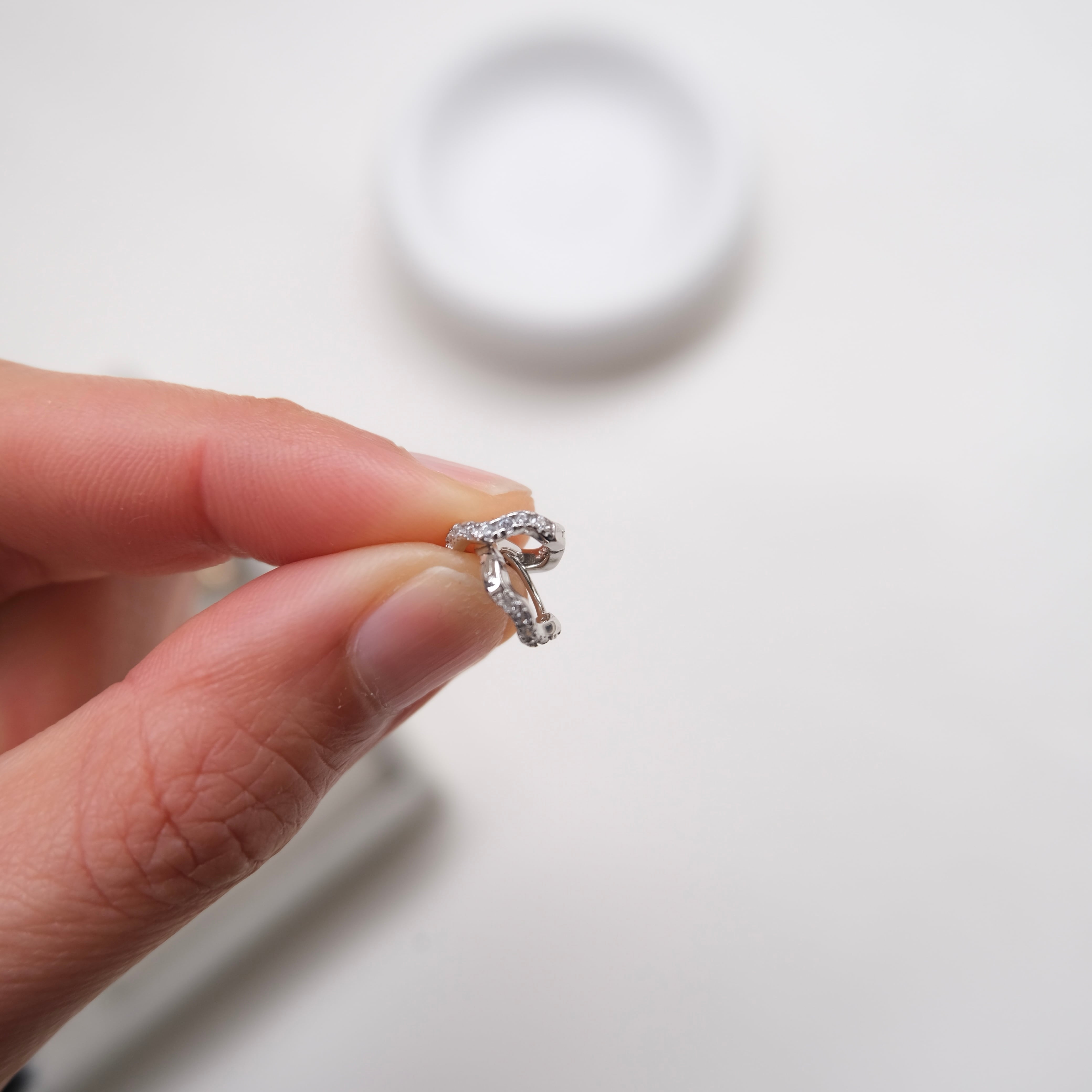 再入荷✳︎Silver925 ジルコニアウェーブフープピアス | HOTARU