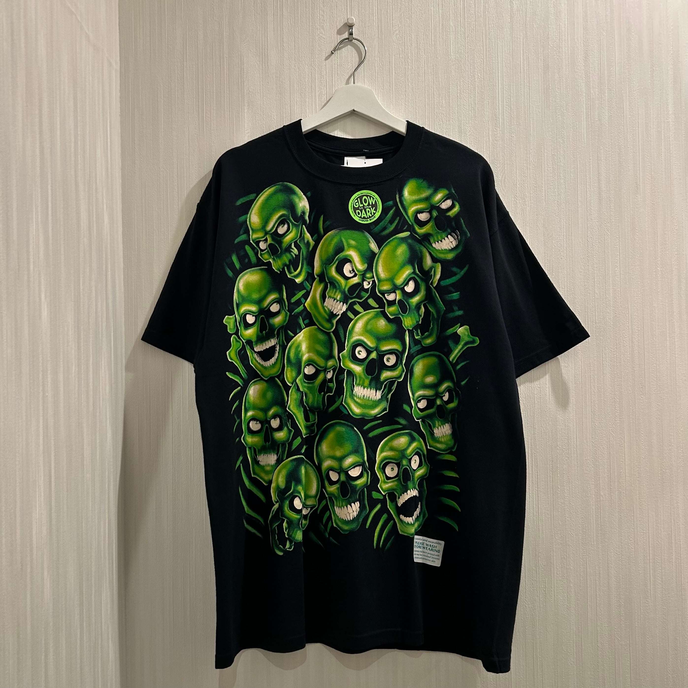 Dead Stock!! 2001s Liquid Blue "Skull Pile" T-shirt