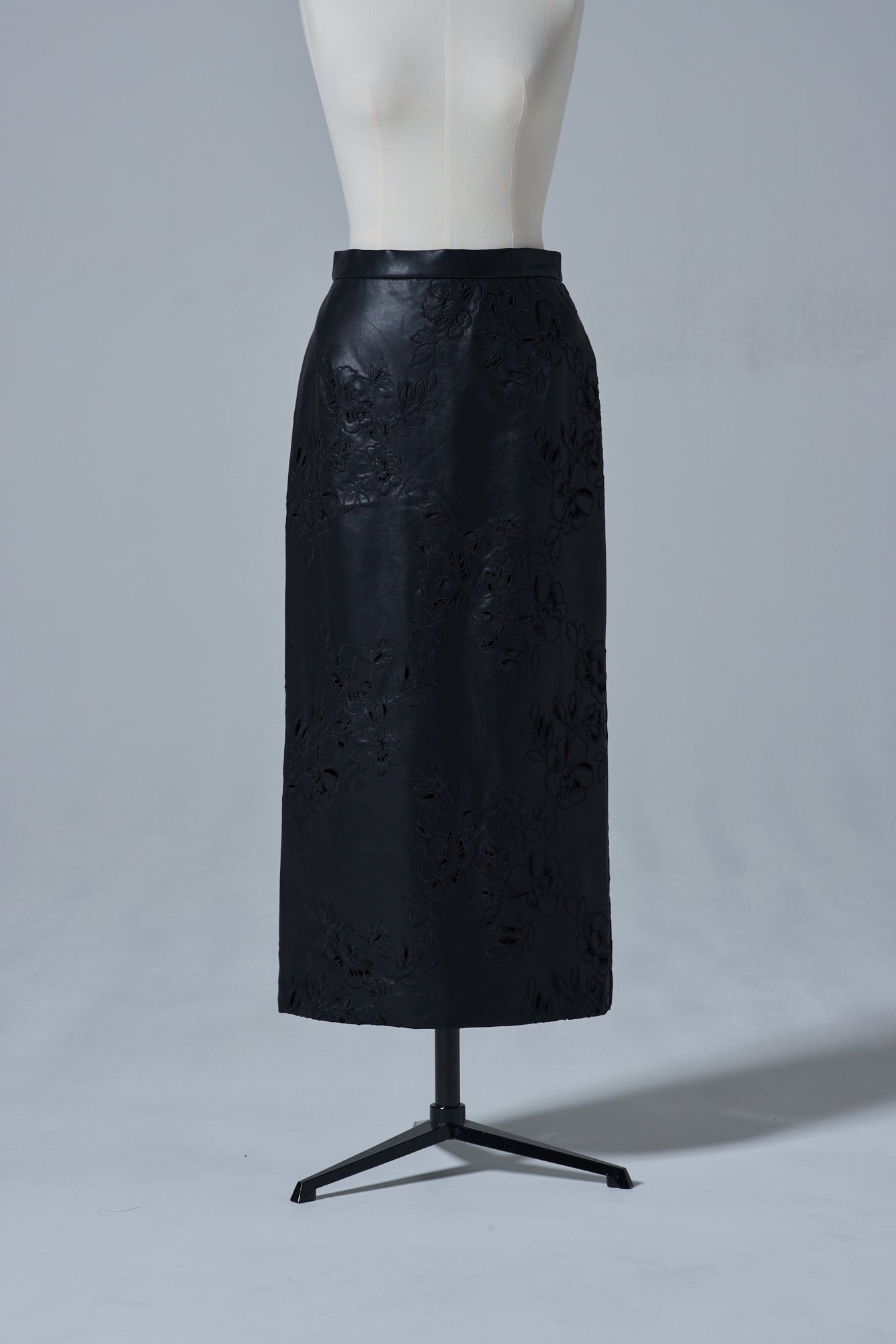 FAUX LEATHER EMBROIDERED SKIRT 25FW52