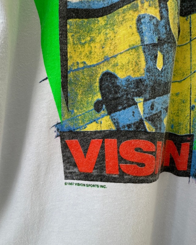 -VISION- Vintage 80s XL Print T-Shirt made in USA