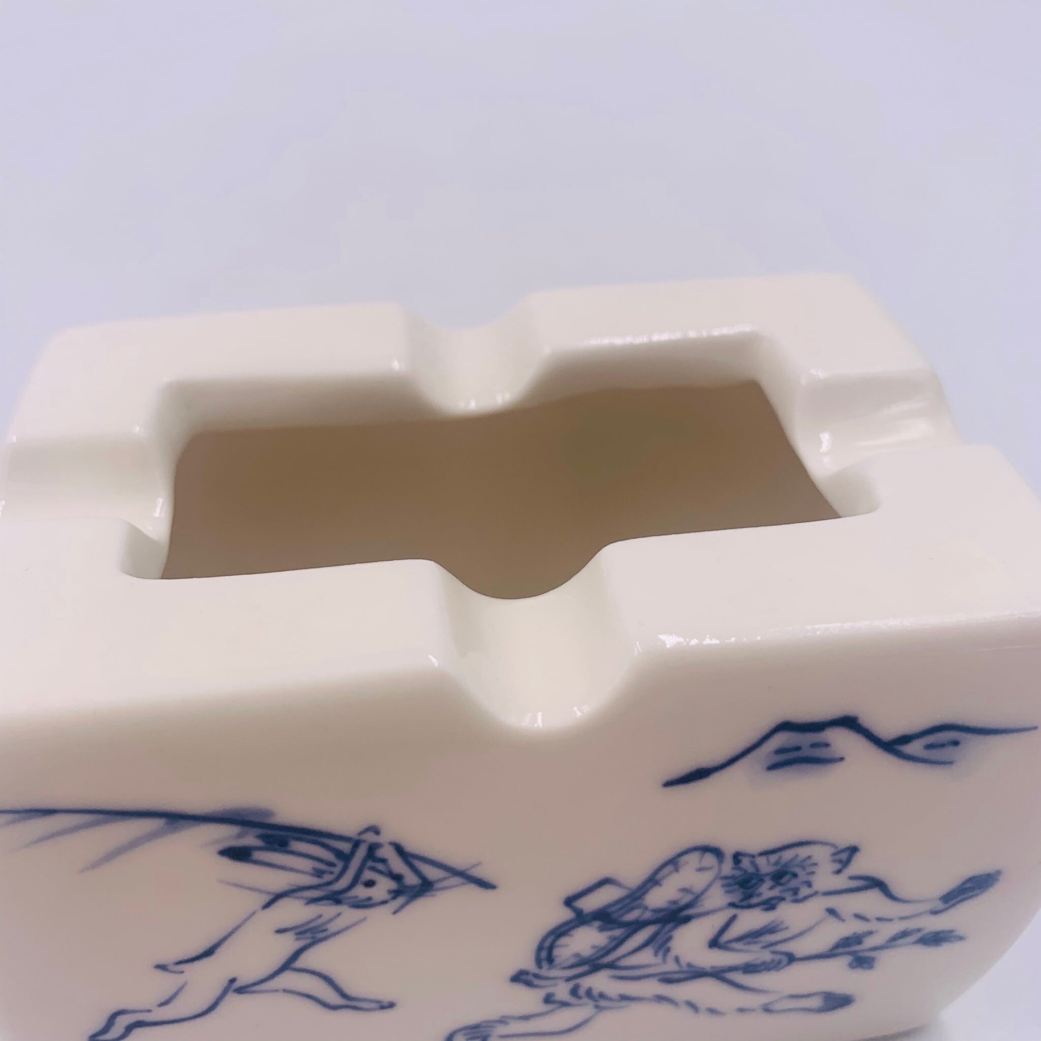 A40周平作京焼灰皿