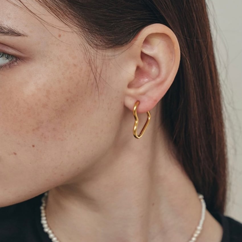 heart hoop earrings J00034