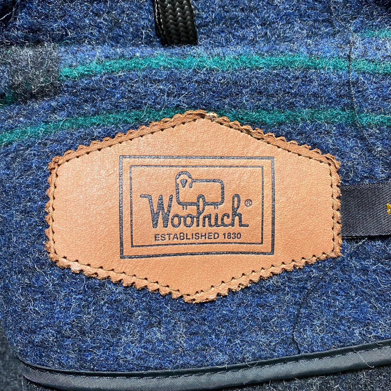 vintage 1990’s native pattern rug coat