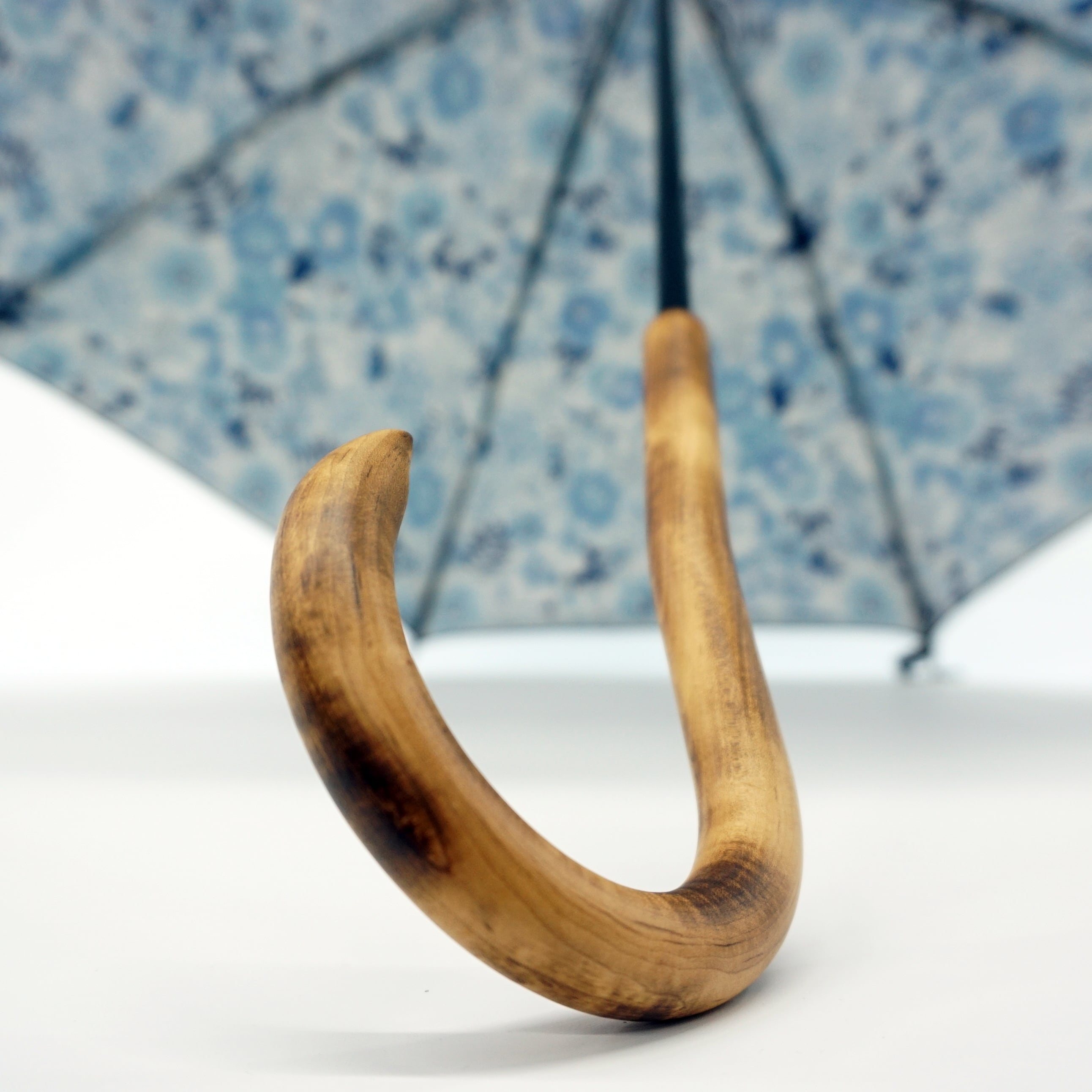 60cm ブロ－ド サイレントアンブレラ 晴雨兼用 遮熱、遮光、UV、雨音