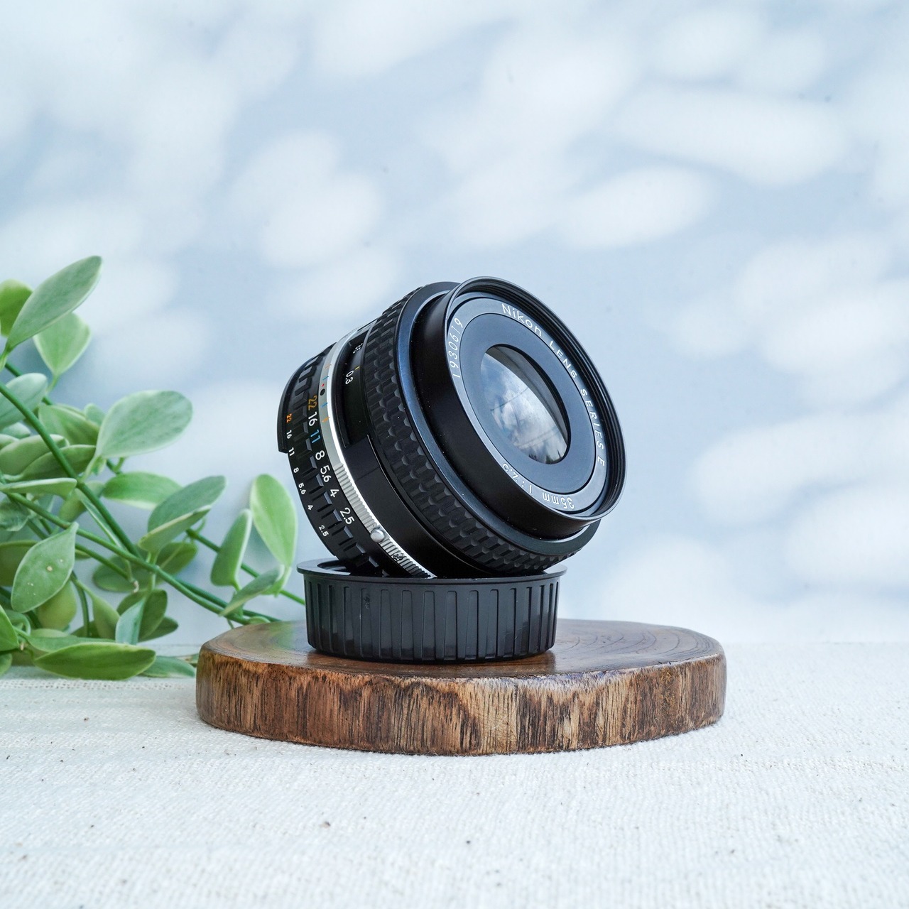 【セール品】Nikon Lens series E 35mm f2.5 可愛らしい広角レンズ